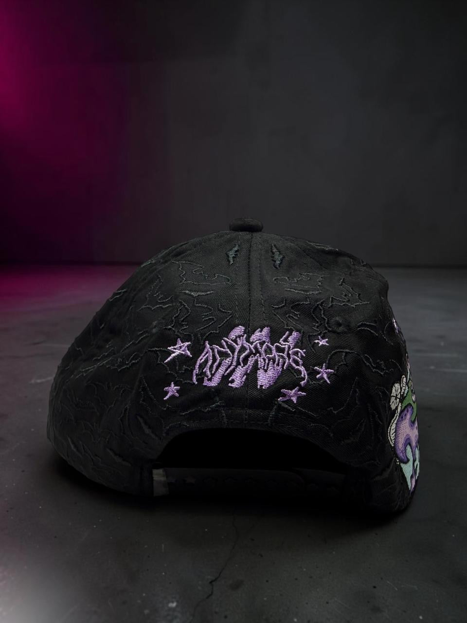 Gorra INNEDIT x ANYMORE “MURATRAVIS ELÉCTRICA